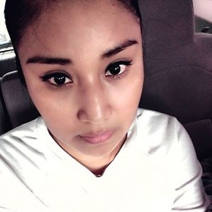 Meet your Posher, Araceli